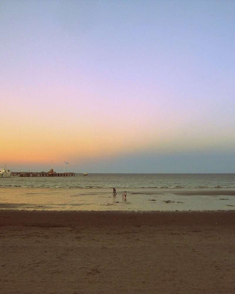 Playa de Puerto Madryn al atardecer